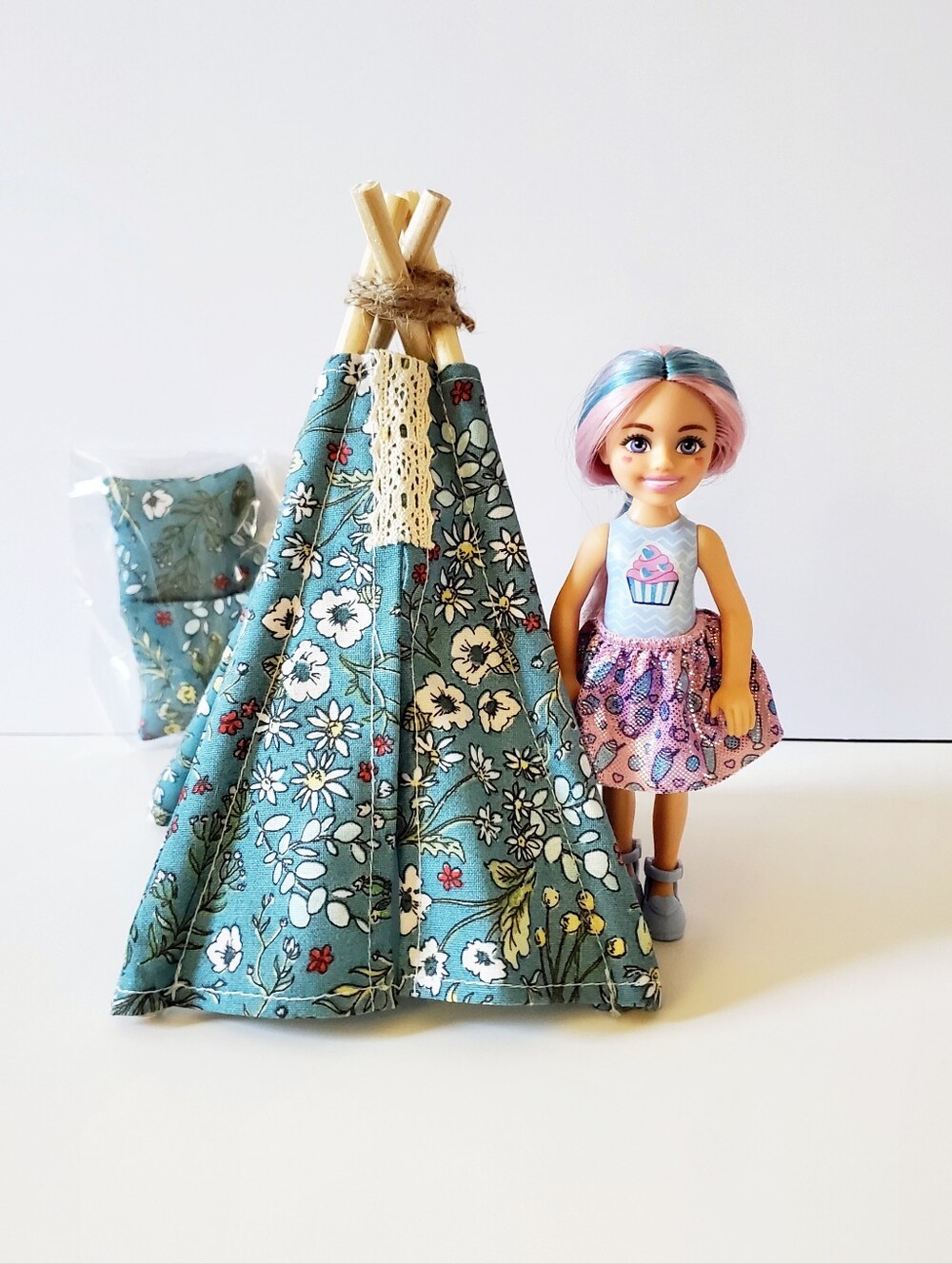 Miniature Dollhouse Handmade Teepee Maileg 1:12 Scale